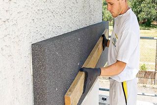 Przyklejanie ocieplenia