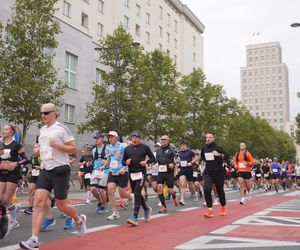 Uczestnicy Maratonu Warszawskiego 2025