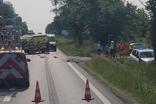 Zderzenie trzech pojazdów w Starym Opolu. Dwie osoby trafiły do szpitala
