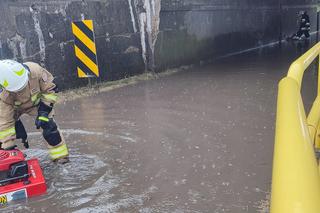 Gwałtowna ulewa w Jamielniku. Zalane ulice, garaże, posesje [ZDJĘCIA]