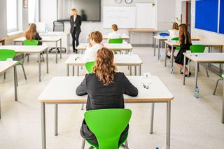 Egzamin ósmoklasisty 2025 z matematyki. Wiemy, jakie będą zadania