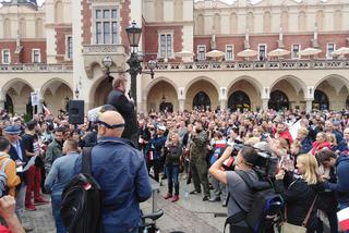Protest antycovidowy w Krakowie