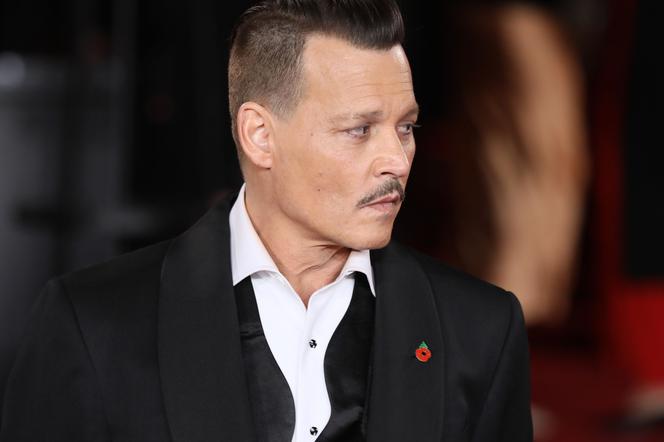 Johnny Depp jest chory? Te zdjęcia zaniepokoiły fanów