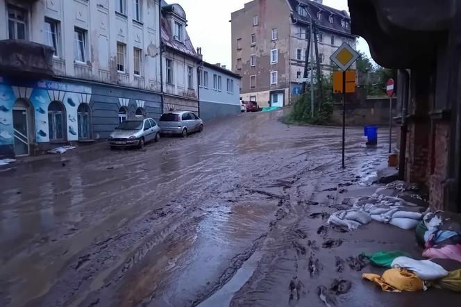 Powódź w Kłodzku. Tak wygląda miasto po zalaniu 16.09.2024