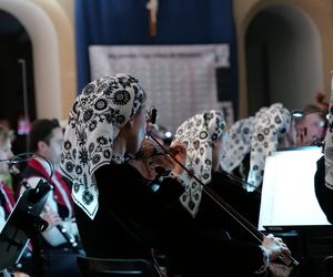 Występ zespołu Mazowsze w Starachowicach
