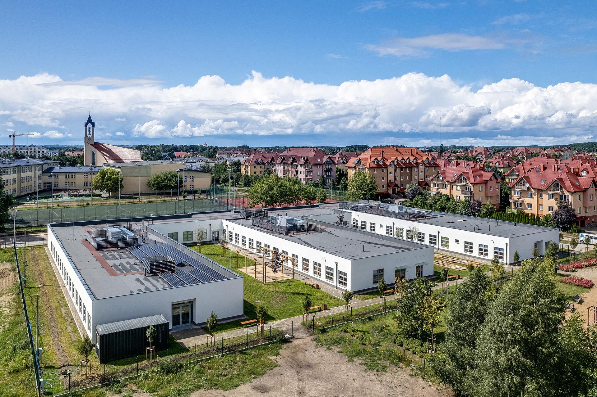 Nowy budynek Zespołu Szkół Ogólnokształcących nr 2 w Gdańsku