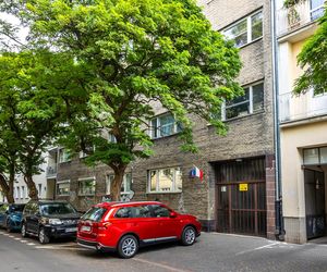 Kamienice Jerzego Wierzbickiego w Warszawie przy Al. Niepodległości