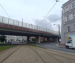 Estakada na Rynkiem w Chorzowie wyłączona z ruchu. Miasto czeka drogowy paraliż