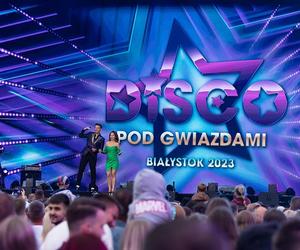 Disco pod Gwiazdami 2023 rozpoczęło wakacje w Białymstoku. Tłumy mieszkanców na koncercie Polsatu [ZDJĘCIA]