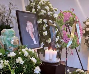 Kayah pożegnała mamę