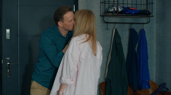 Barwy szczęścia, odcinek 3130. Agnieszka (Katarzyna Tlałka), Łukasz (Michał Rolnicki)