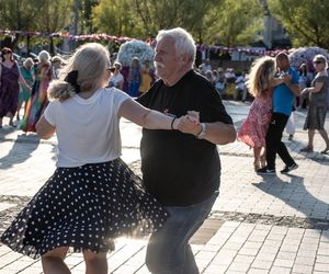 Starachowice i Międzypokoleniowa Potańcówka – Hit sezonu, który pokochali wszyscy