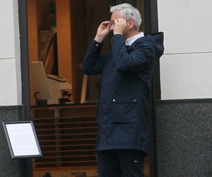 Robert Biedroń kupił okulary