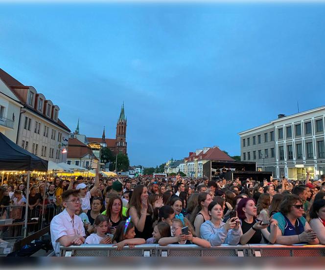 Dni Miasta Białegostoku 2024. Enej i Margaret przyciągnęły tłumy na Rynek Kościuszki [ZDJĘCIA]