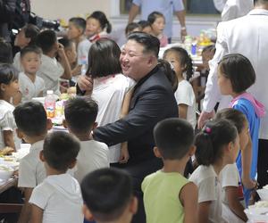 Padły rozkazy Kim Dzong Una. Zabronił naśladowania swojej fryzury!