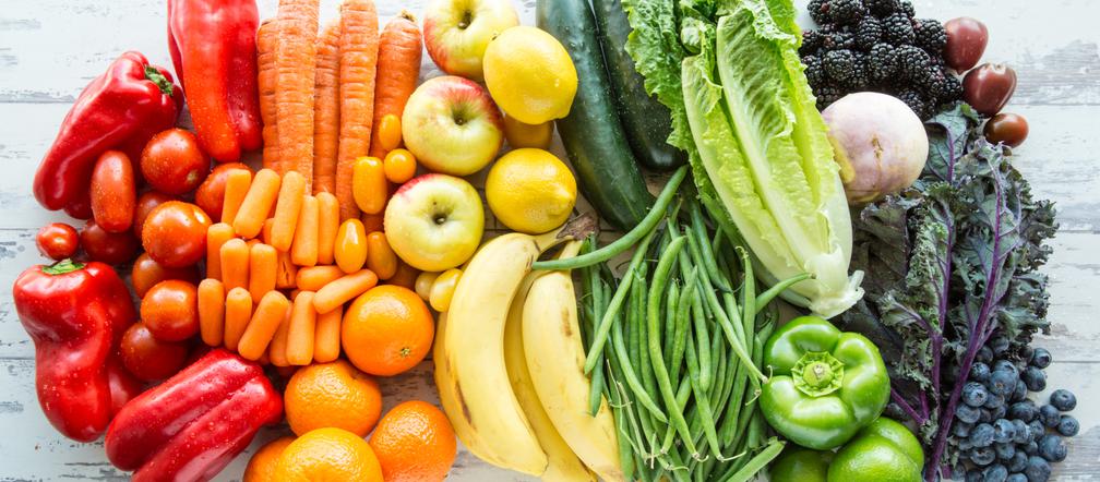 Dieta tęczowa: jak dla zdrowia jeść zgodnie z kolorami? 