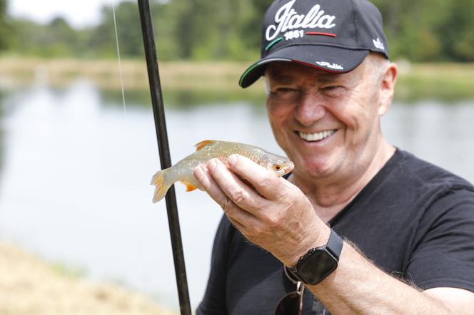 Ksiądz został rybakiem