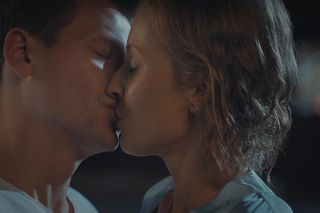 M jak miłość odc. 1831. Natalka (Dominika Suchecka), Adam Karski (Patryk Szwichtenberg)