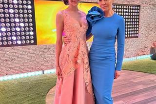 Gwiazdy noszą się na brzoskwiniowo