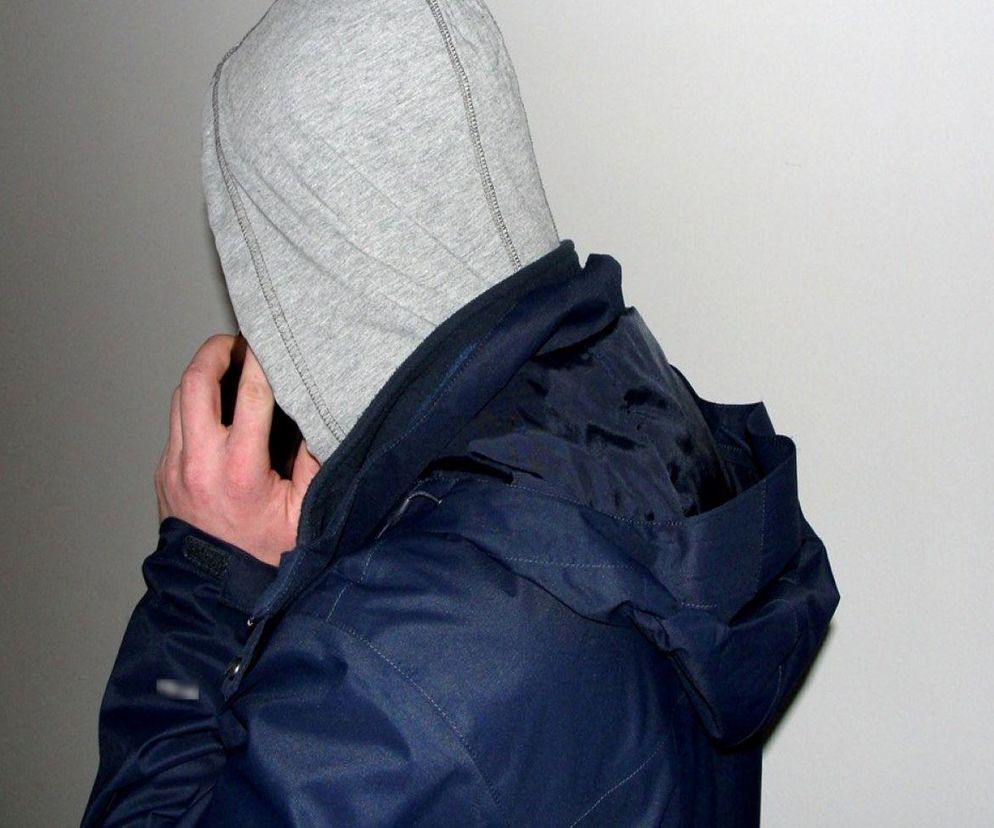 Stracił duże pieniądze,  bo uwierzył oszustom.  Policja prosi o ostrożność!