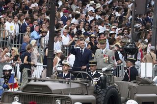 Defilada na Polach Elizejskich 2025