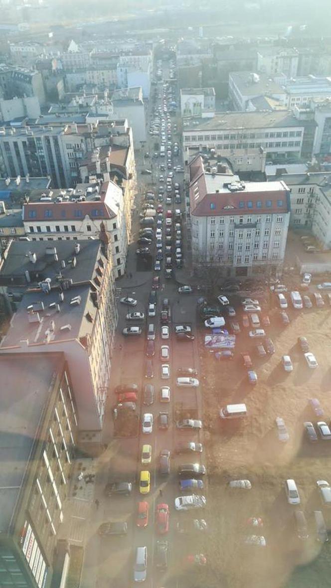 Katowice: Przy ulicy Żelaznej znaleziono niewybuch. Na drogach armagedon, miasto tonie w gigantycznych korkach!