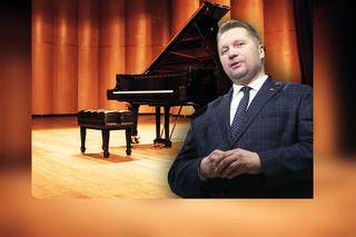 Minister Czarnek broni Willi Plus. Mówi o kupnie fortepianu za 650 tysięcy złotych!