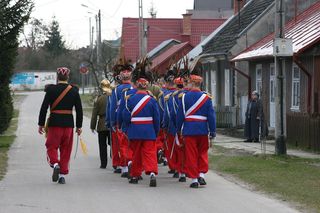 W tej wsi na Podkarpaciu popularny jest zwyczaj „Turków”. Tradycja związana z Janem III Sobieskim trwa do dziś