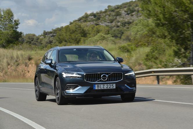 TEST nowe Volvo V60 T6 310 KM AWD: komfort i cisza