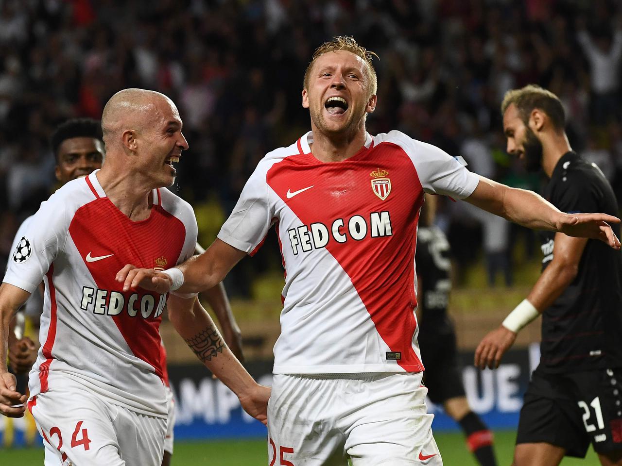 Edinson Cavani i Kamil Glik.
