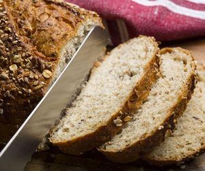 Łatwy przepis na chleb na twarogu. Chrupiąca skórka i miękki środek 