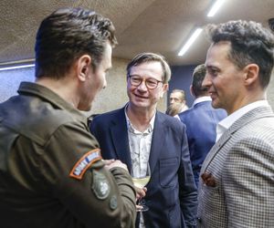 Piotr Cyrwus przez lata próbował pozbyć się „Ryśka z Klanu”, a teraz znów go szufladkują