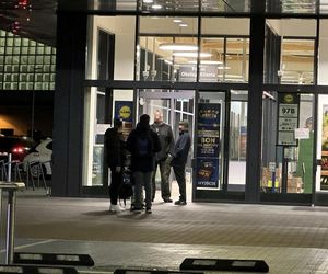 Wypił kradzione 0,7 na hejnał i zmarł w sklepie