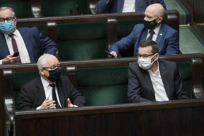 Jarosław Kaczyński w drodze do sejmu