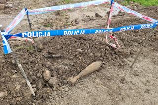 Przy remoncie drogi wojewódzkiej nr 881 znaleziono granat moździerzowy [FOTO]