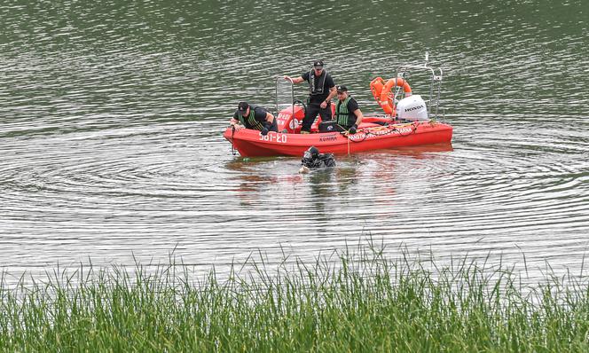 Dwóch mężczyzn utonęło w jeziorze Chomiąskim. Alkohol i narkotyki w tle