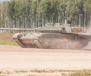 T-90M i Bradley