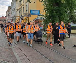 42. Piesza Pielgrzymka Tarnowska na Jasną Górę. Kiedy się odbędzie? Ile trzeba zapłacić za udział?