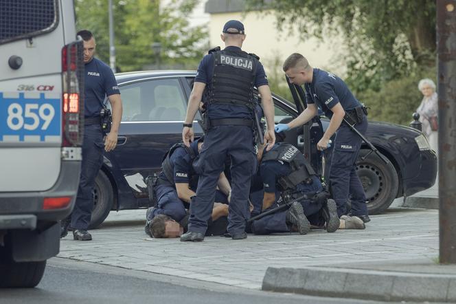 Zatrzymanie nożownika w Warszawie