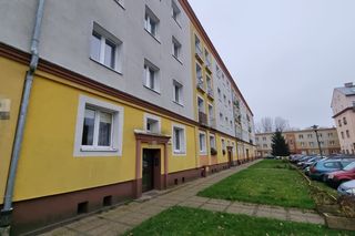 Maleńka dziewczynka zmarła po poważnych urazach głowy. Rodzice staną przed sądem