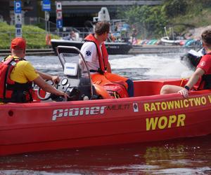 Tragiczne odkrycie! W stawie unosiły się zwłoki