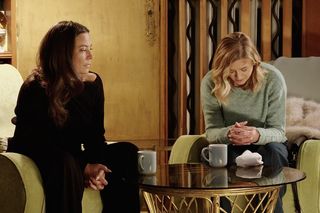 M jak miłość, odcinek 1862: Magda (Anna Mucha), Julia (Marta Chodorowska)