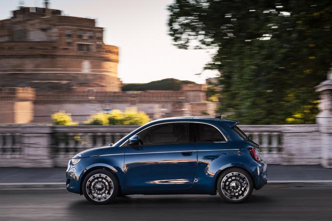 Fiat 500 EV La Prima