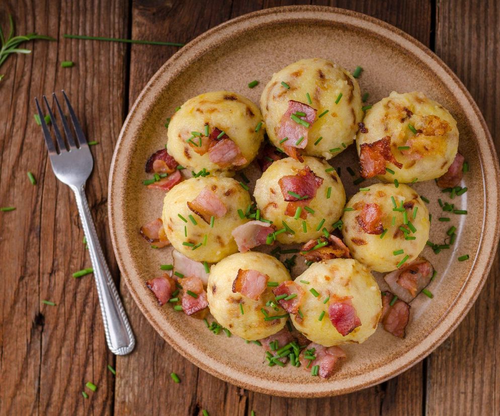 kluski z mięsem z rosołu