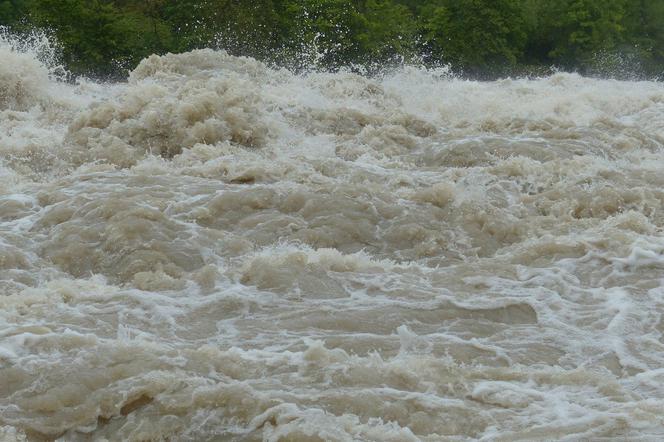 Woda w rzekach może gwałtownie wzrosnąć! Ostrzeżenie IMGW dla Podkarpacia
