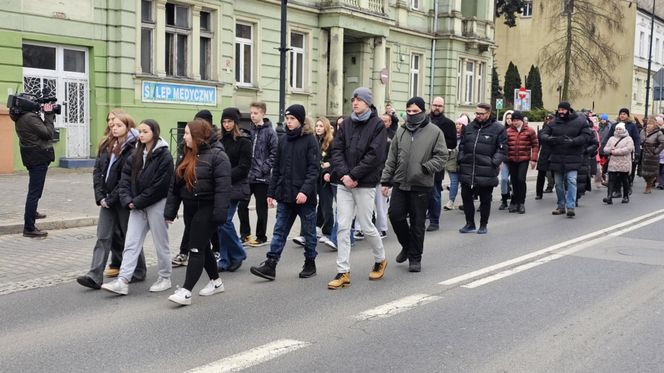 "Na imię miał Wojtek". Marsz pamięci w Piotrkowie