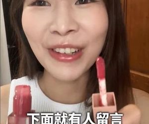 Nie żyje influencerka, która jadła kosmetyki. Miała tylko 24 lata