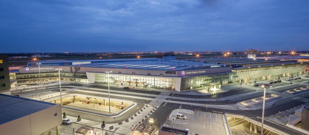 Lotnisko Chopina w Warszawie czekają inwestycje za 2,4 mld zł. Wiemy, kiedy się skończą