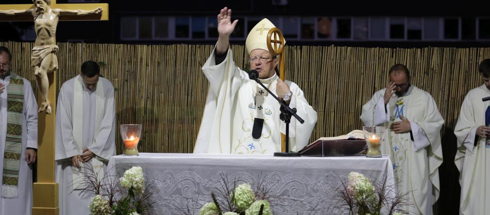 Abp Grzegorz Ryś. Jerycho Modlitewne w Łodzi. Msza na zakończenie.