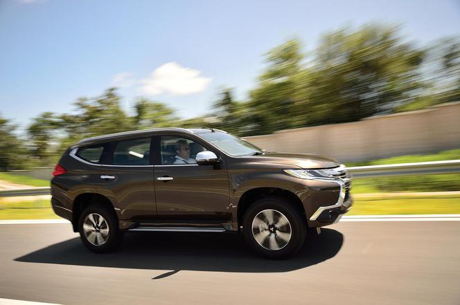 2016 Mitsubishi Pajero Sport